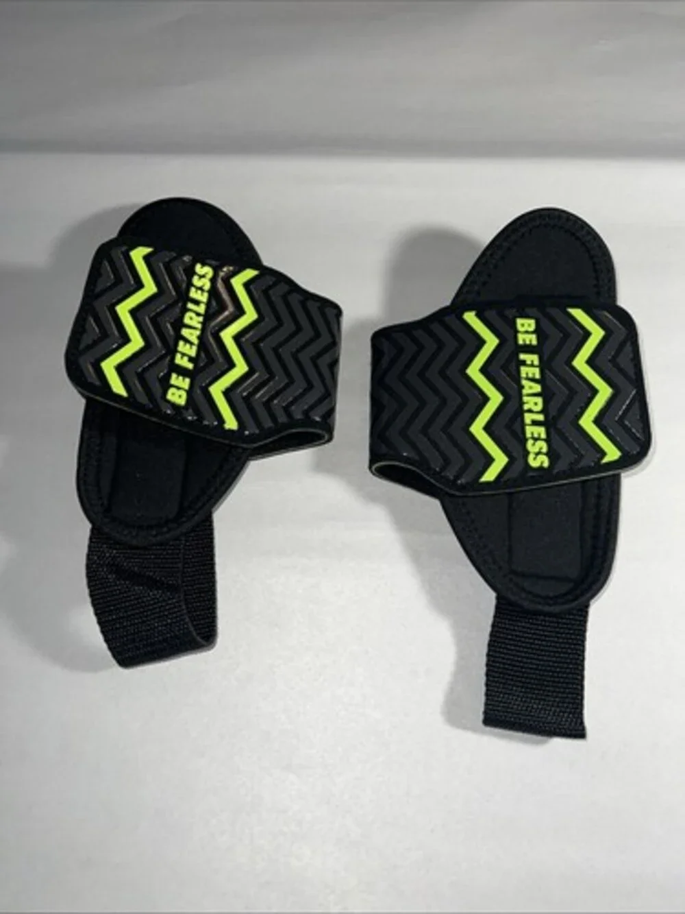 Weight lifting straps leather With Rubber Grips
